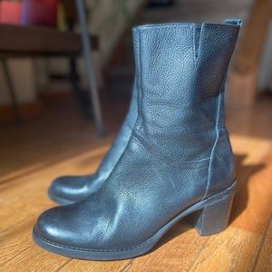BCBGirls Boots in Black